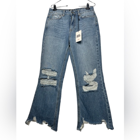 Urban Outfitters Denim - Urban Outfitters BDG Women’s High Rise Raw Hem Distressed Jeans